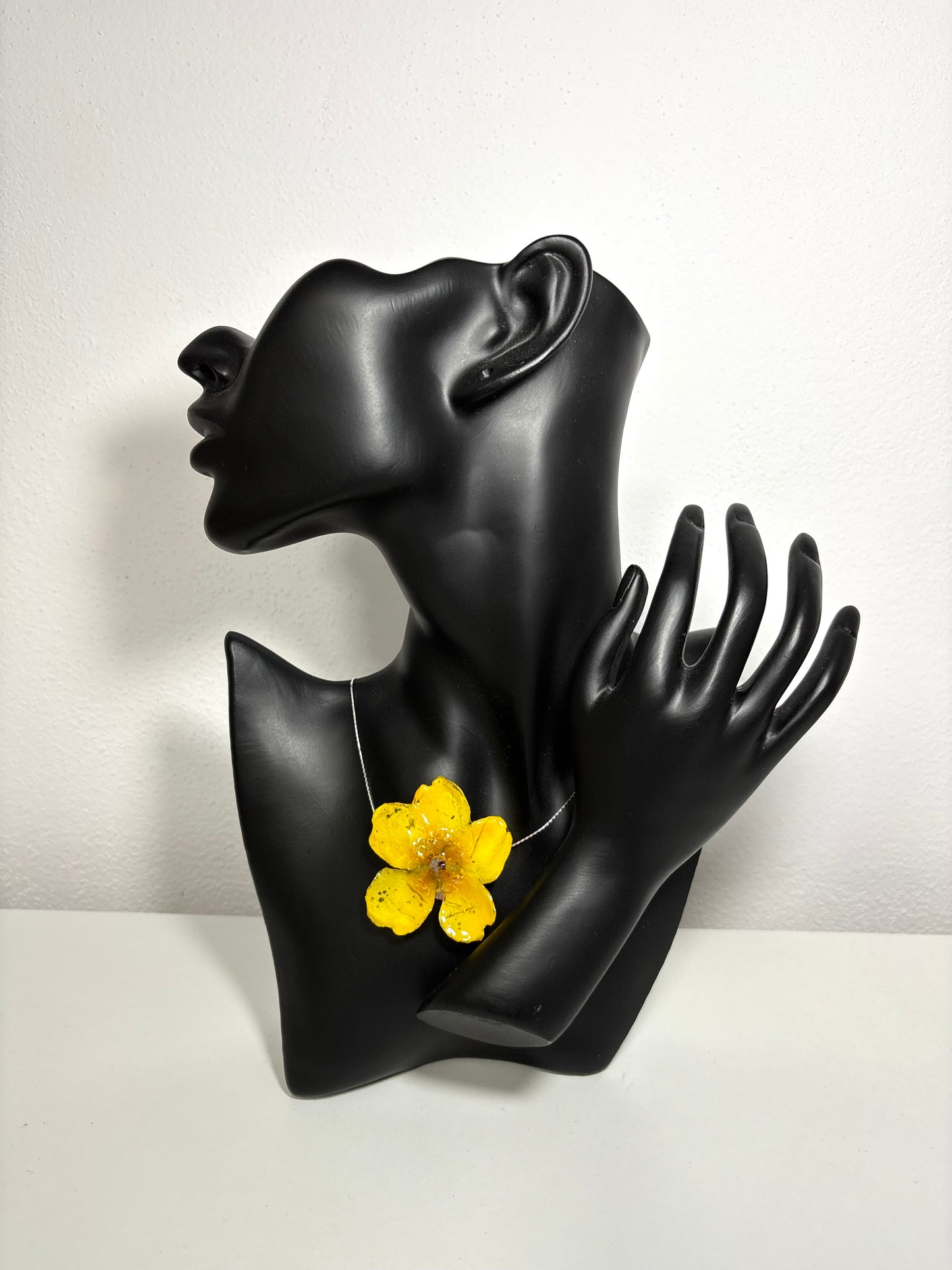 Golden bloom ๐