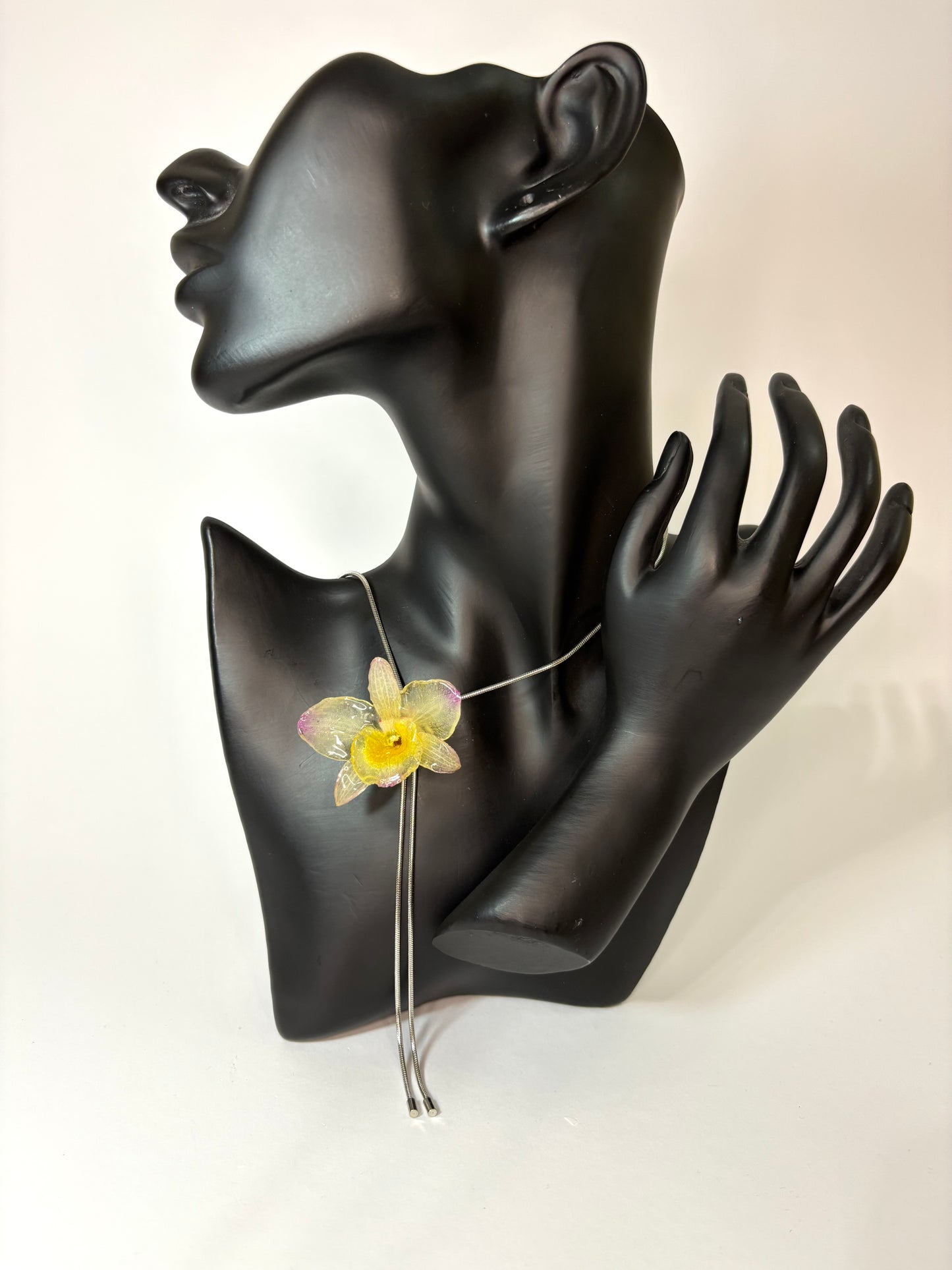 Tropical orchid 🌺🥥🌴